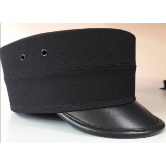 Картуз с козырьком Kepi010